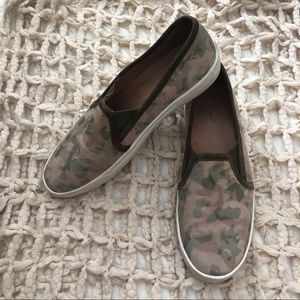 Joie Camouflage Slip-on Sneakers size 39 Camo